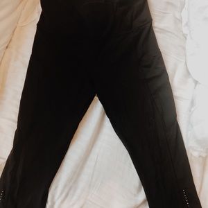 Lululemon capris black leggings
